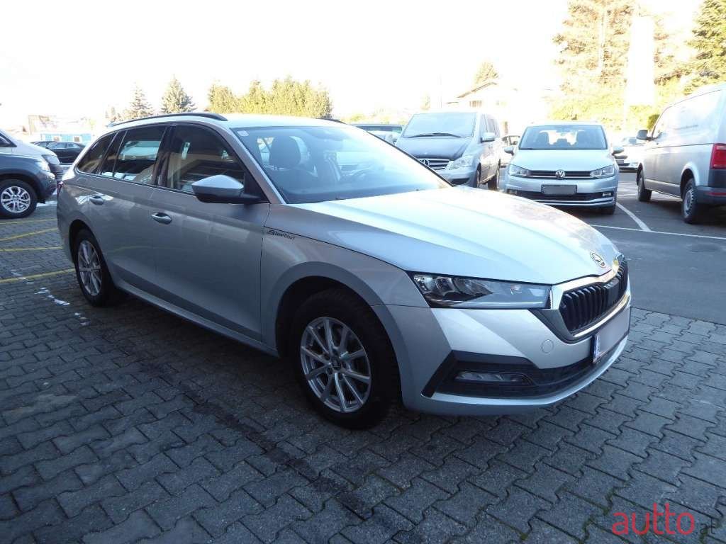 2021' Skoda Octavia photo #1