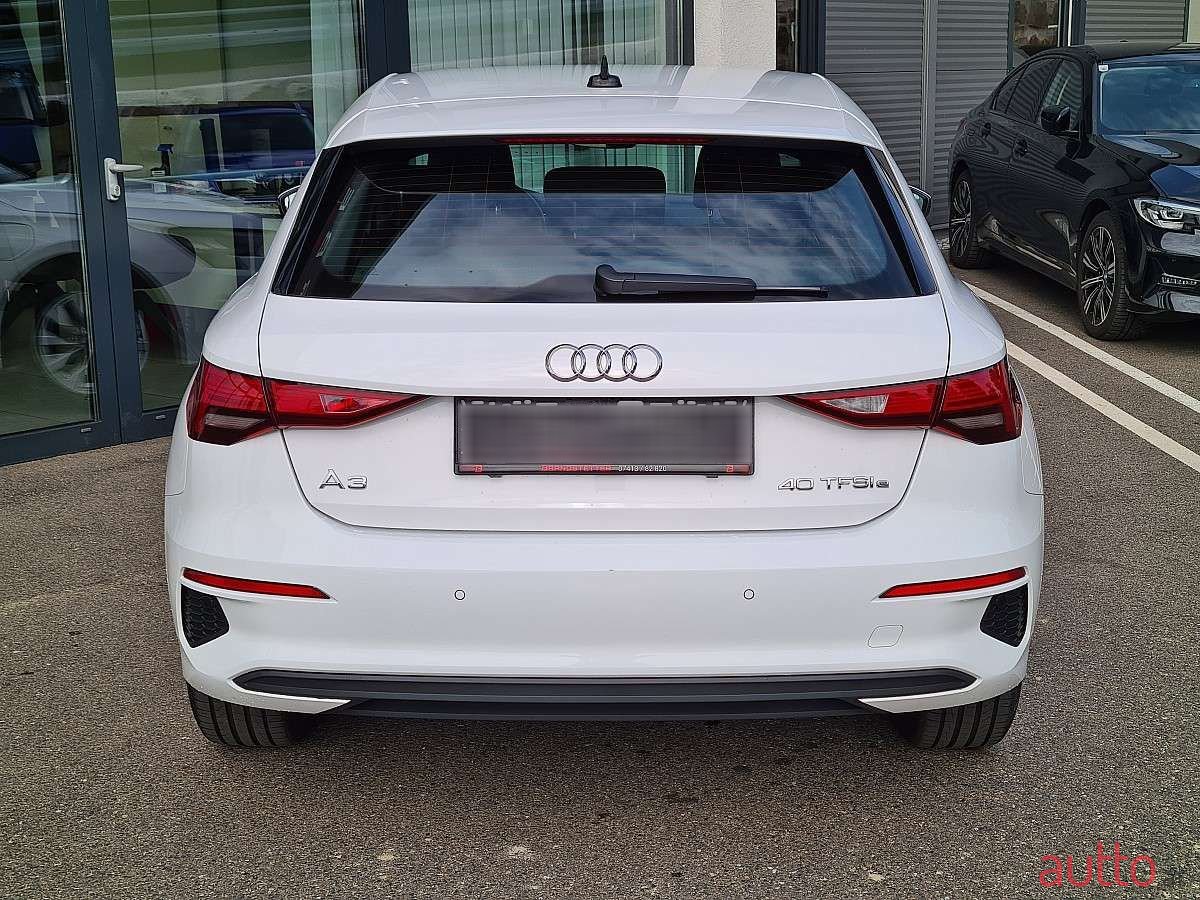 2022' Audi A3 photo #6