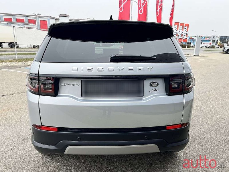 2022' Land Rover Discovery Sport photo #2