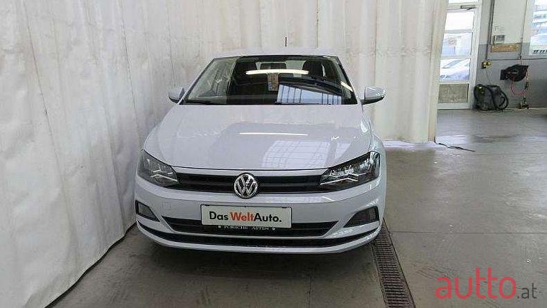 2019' Volkswagen Polo photo #1