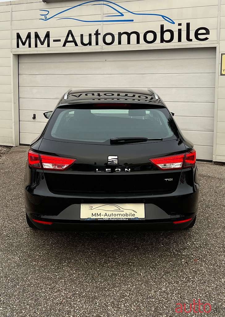 2015' SEAT Leon photo #4