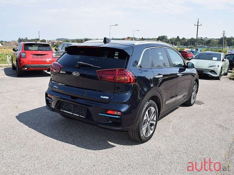 2020' Kia e-Niro photo #3