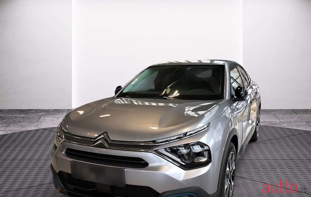 2023' Citroen C4 X photo #1