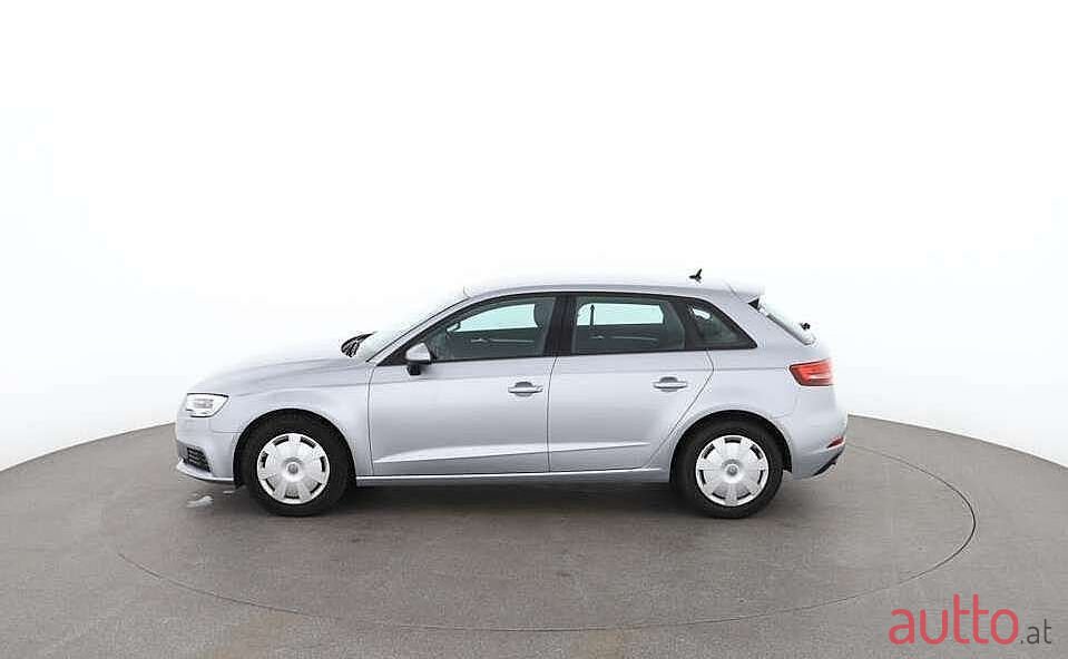 2019' Audi A3 photo #5