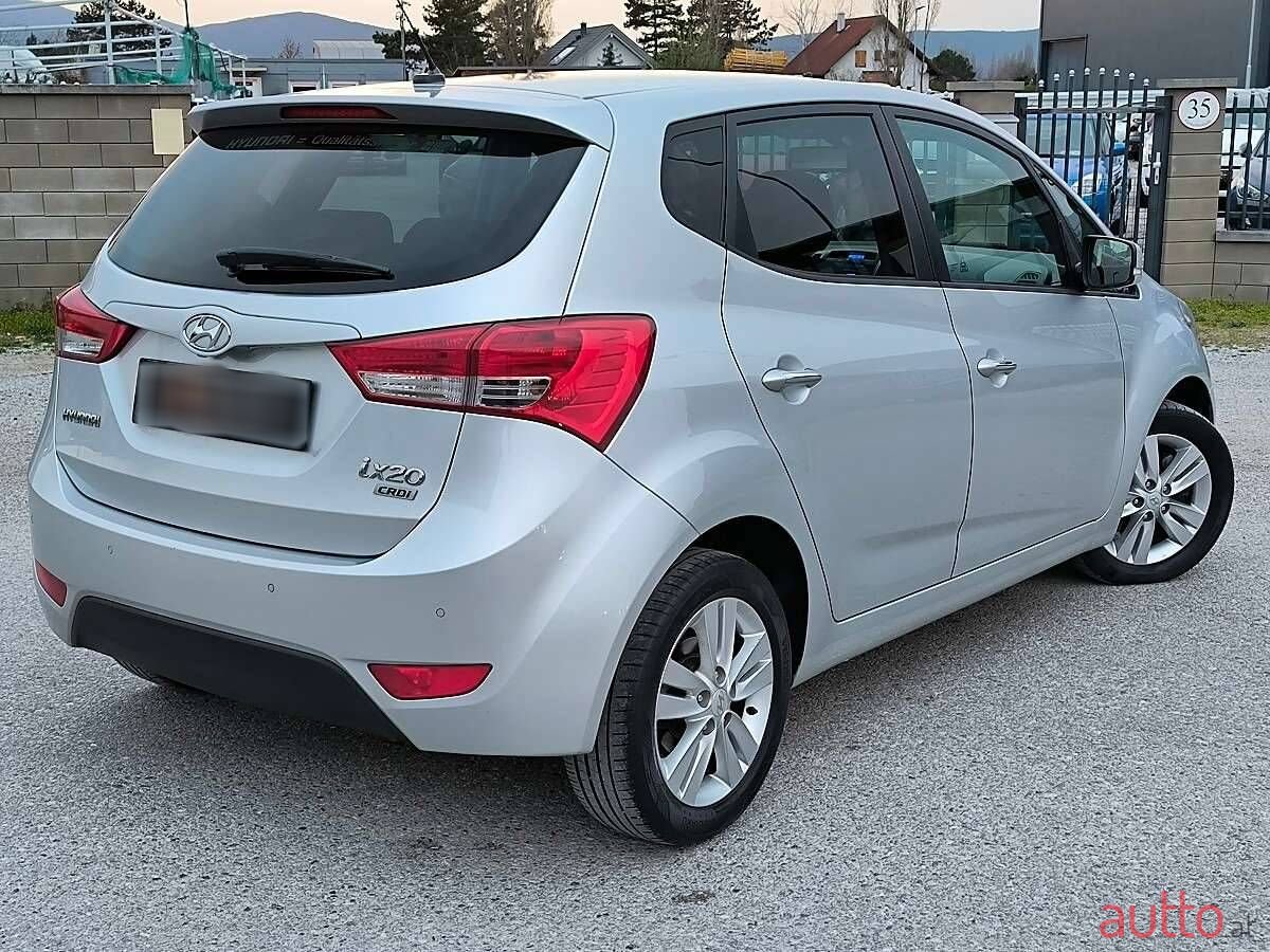 2010' Hyundai ix20 photo #6