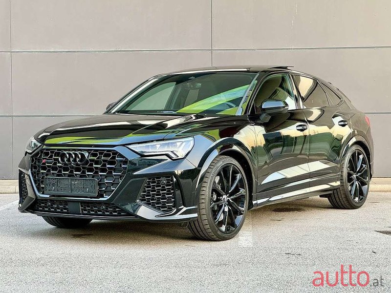 2020' Audi Q3 photo #1