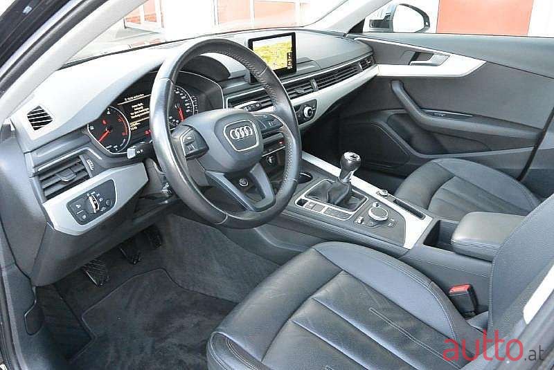 2017' Audi A4 photo #4