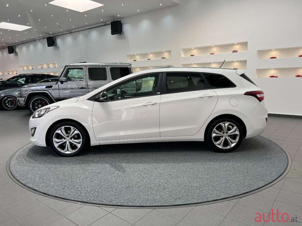 2014' Hyundai i30 photo #3