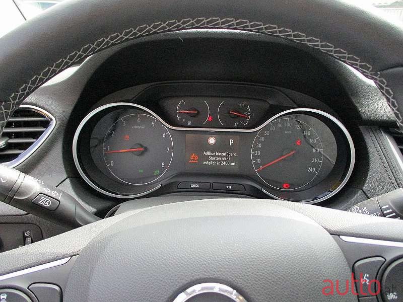 2020' Opel Grandland X photo #4