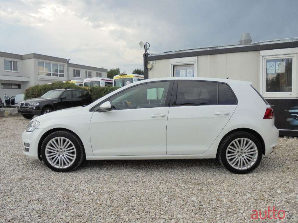 2014' Volkswagen Golf photo #3