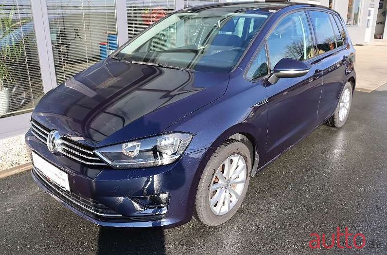 2016' Volkswagen Golf photo #1