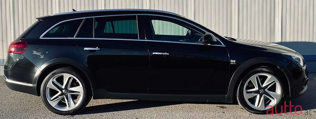 2015' Opel Insignia photo #5
