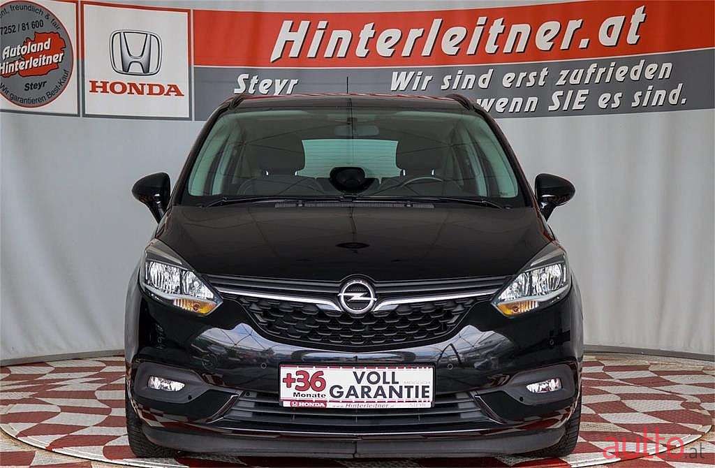 2017' Opel Zafira photo #6