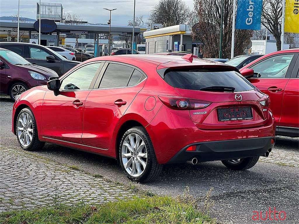 2016' Mazda Mazda3 photo #2