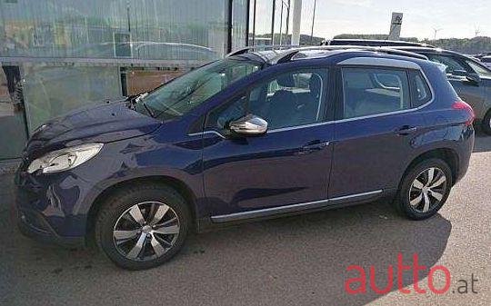 2013' Peugeot 2008 photo #1