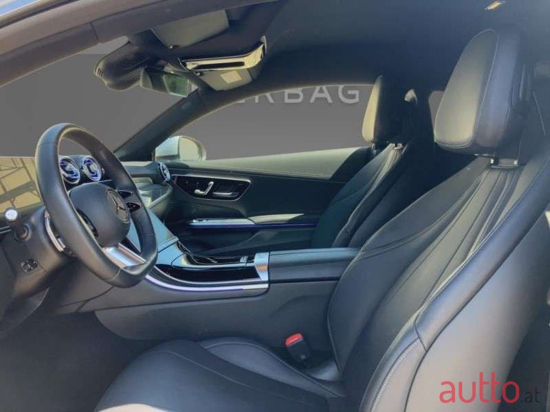 2024' Mercedes-Benz Cle-Klasse photo #5