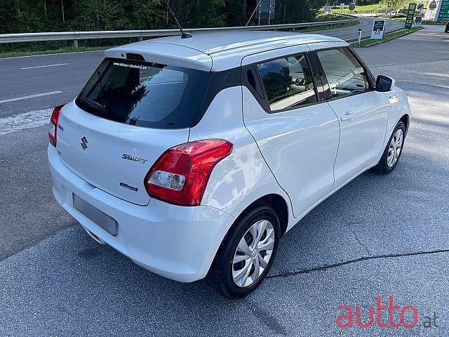 2020' Suzuki Swift photo #6