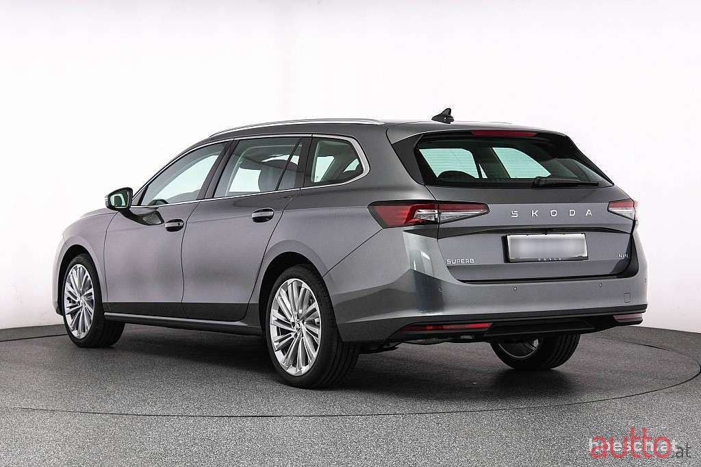 2024' Skoda Superb photo #4