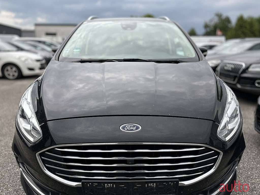 2020' Ford Galaxy photo #3