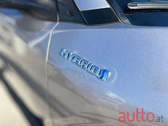 2018' Toyota C-HR photo #4