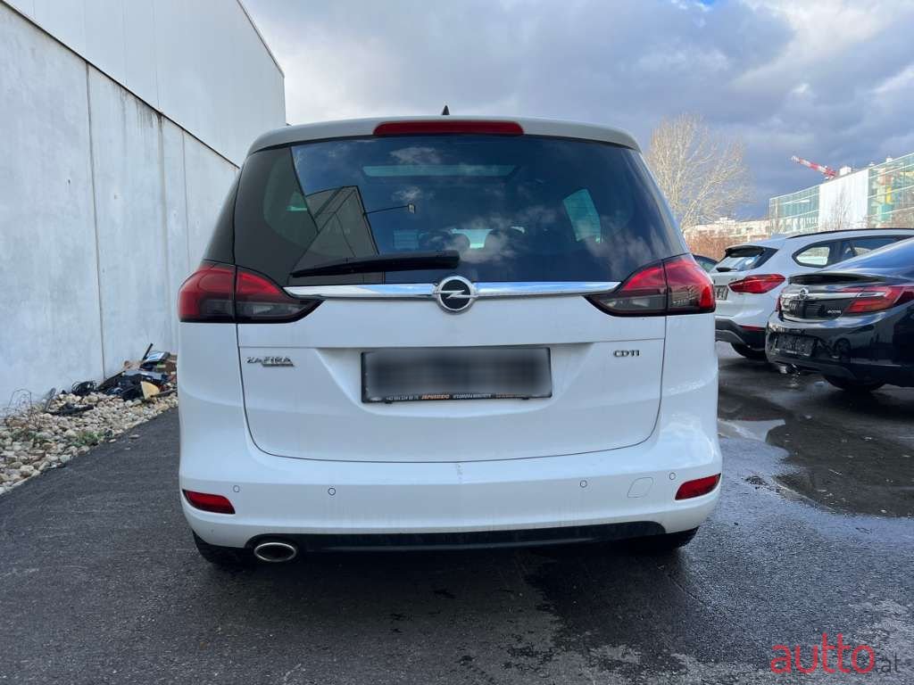 2016' Opel Zafira photo #5