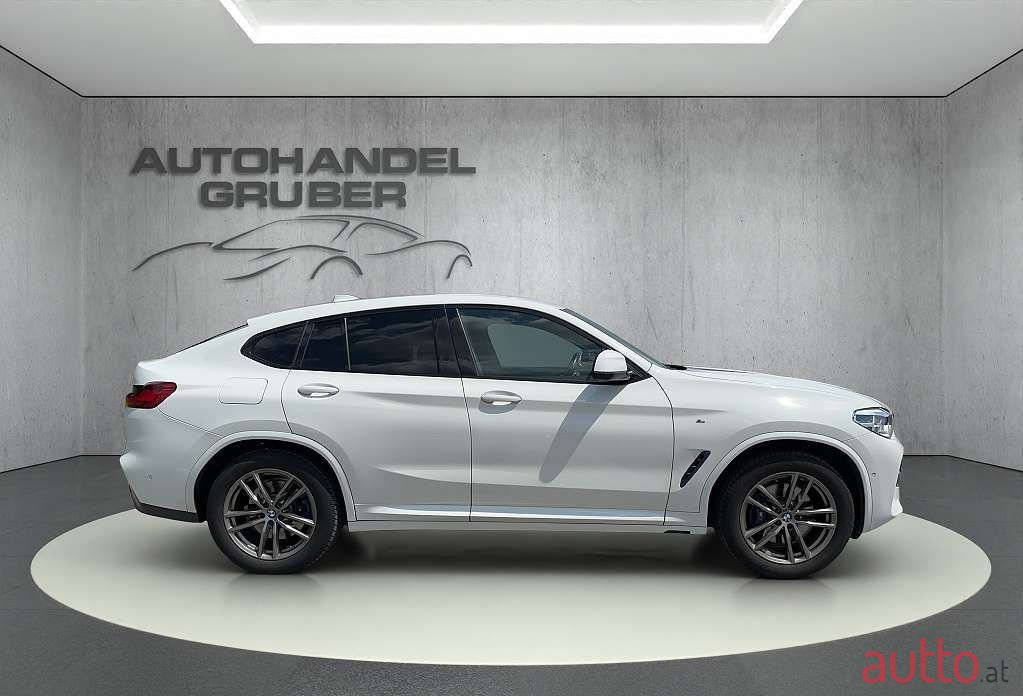 2021' BMW X4 photo #6