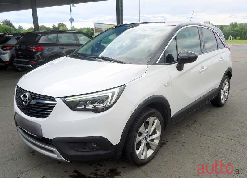 2018' Opel Crossland photo #2
