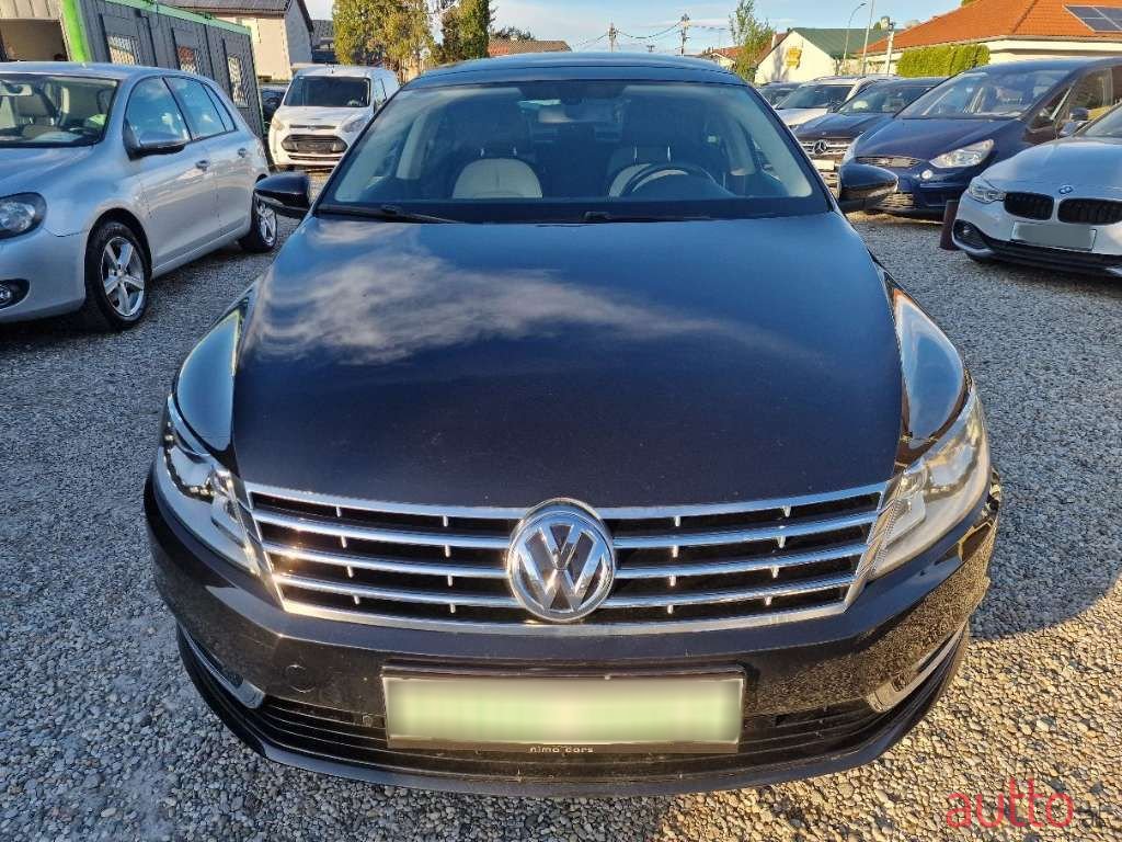 2013' Volkswagen photo #4