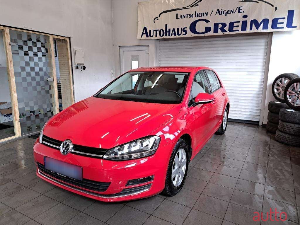 2013' Volkswagen Golf photo #1