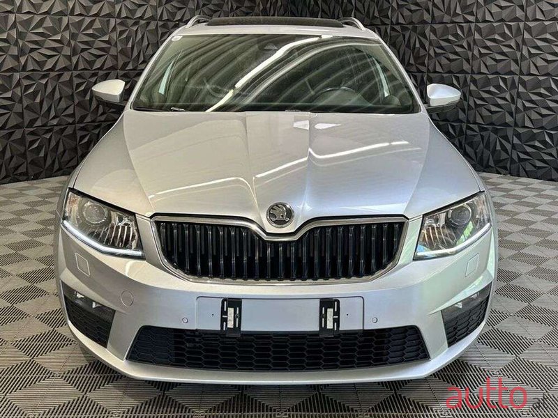 2014' Skoda Octavia photo #4
