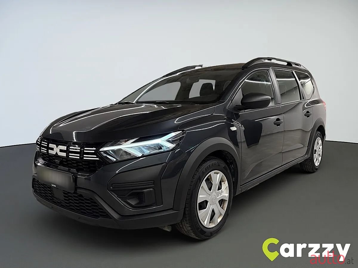 2023' Dacia Jogger photo #1