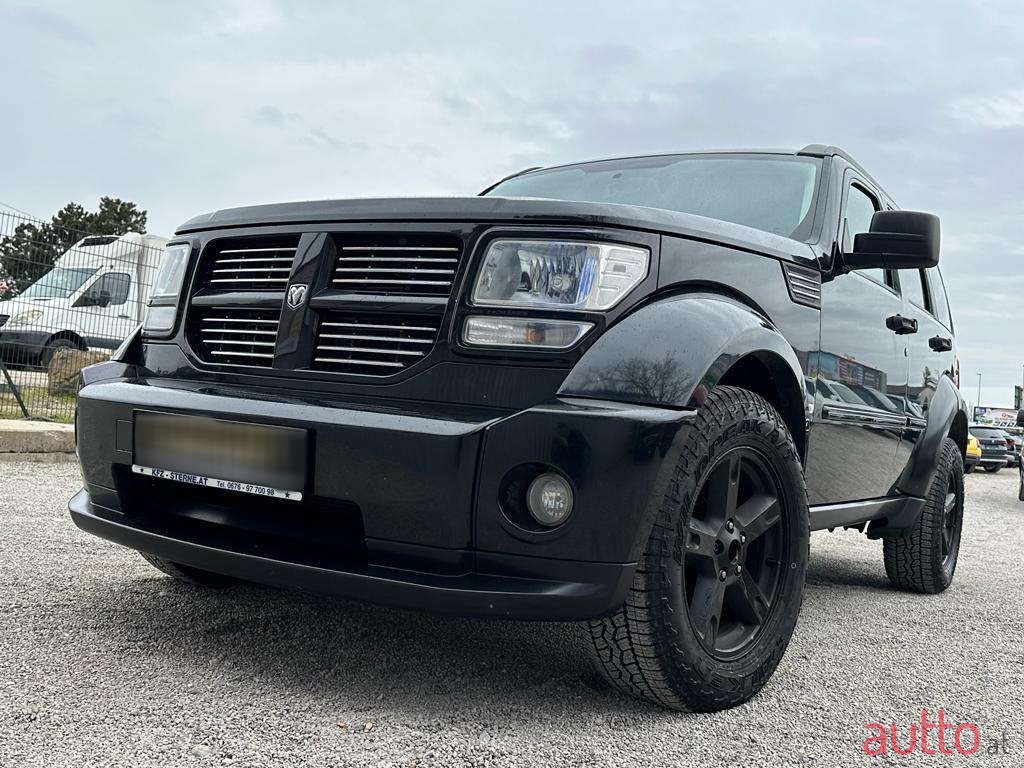 2009' Dodge Nitro photo #2