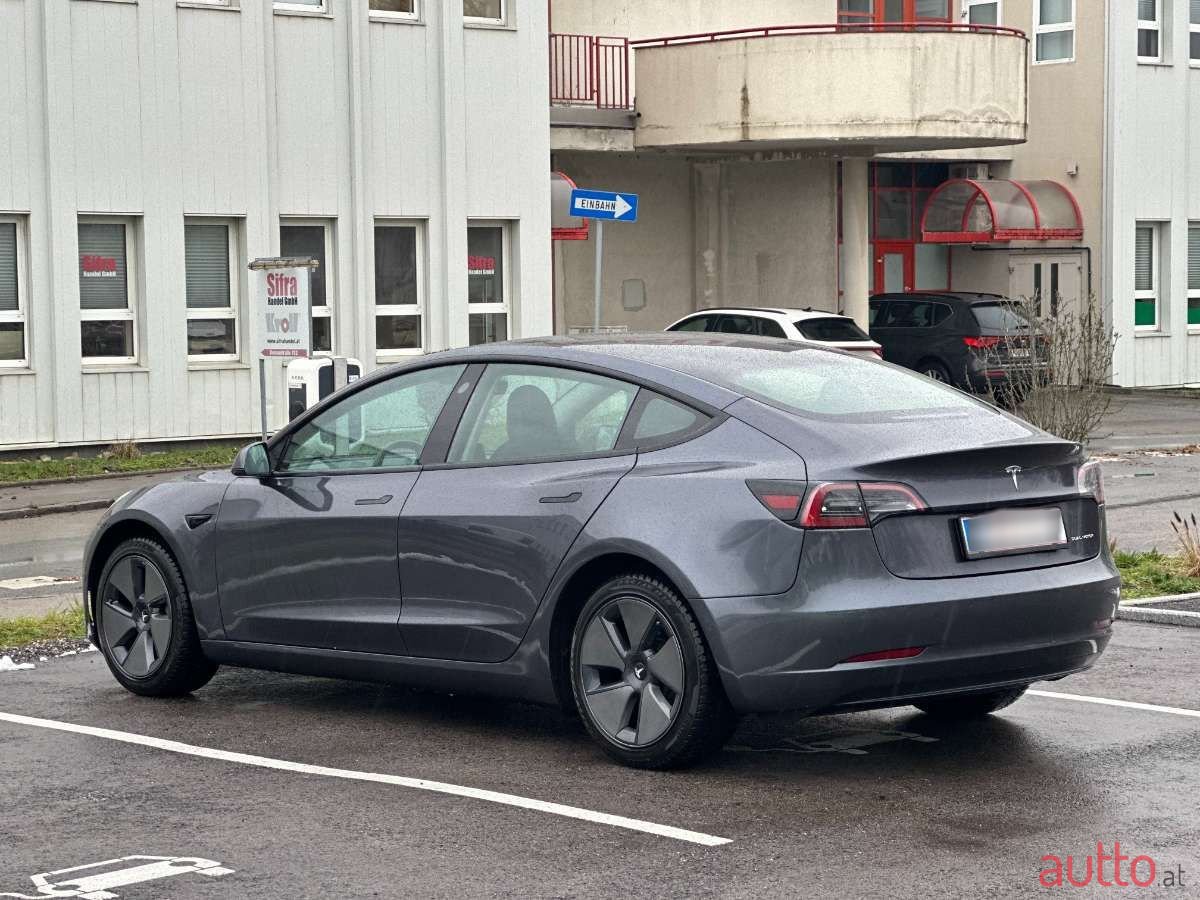 2022' Tesla Model 3 photo #6