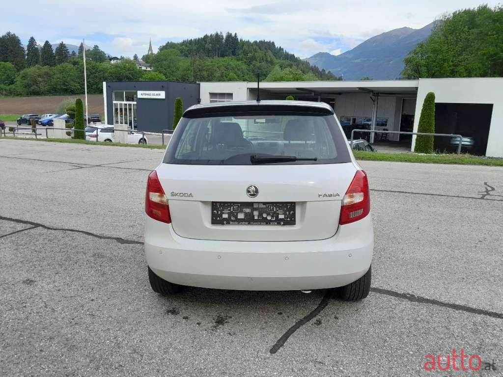 2014' Skoda Fabia photo #4
