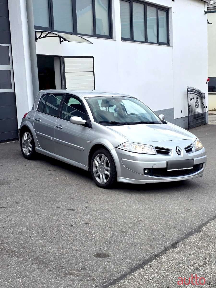 2007' Renault Megane photo #3