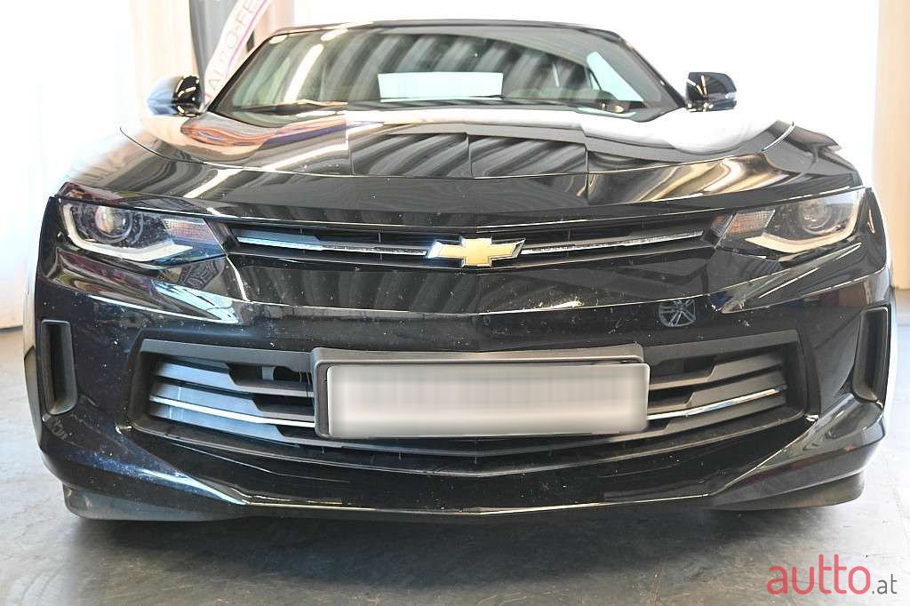 2019' Chevrolet Camaro photo #1