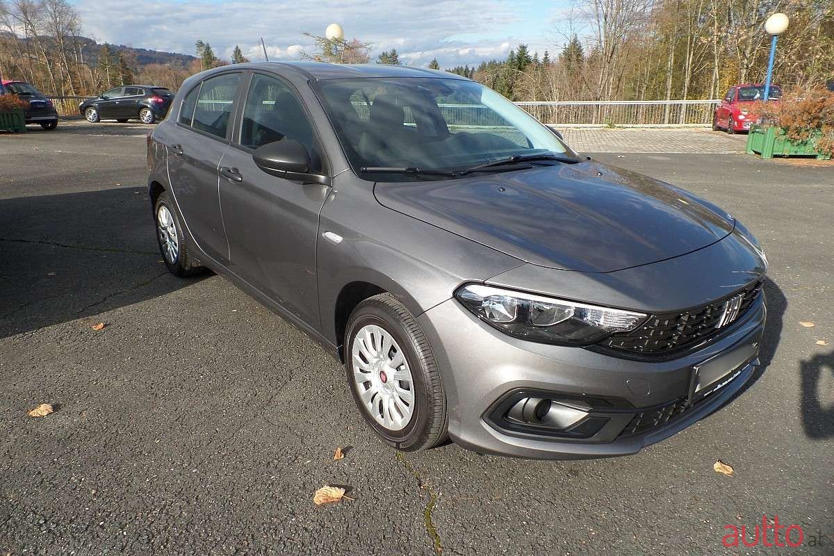 2021' Fiat Tipo photo #1