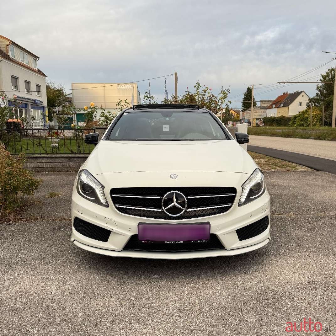 2013' Mercedes-Benz A-Klasse photo #3