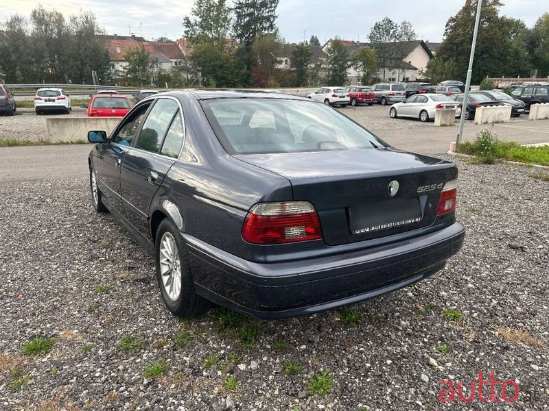 2002' BMW 5Er-Reihe photo #3