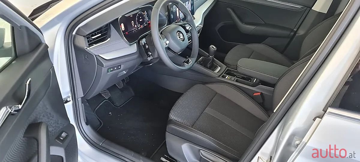 2024' Skoda Octavia photo #4