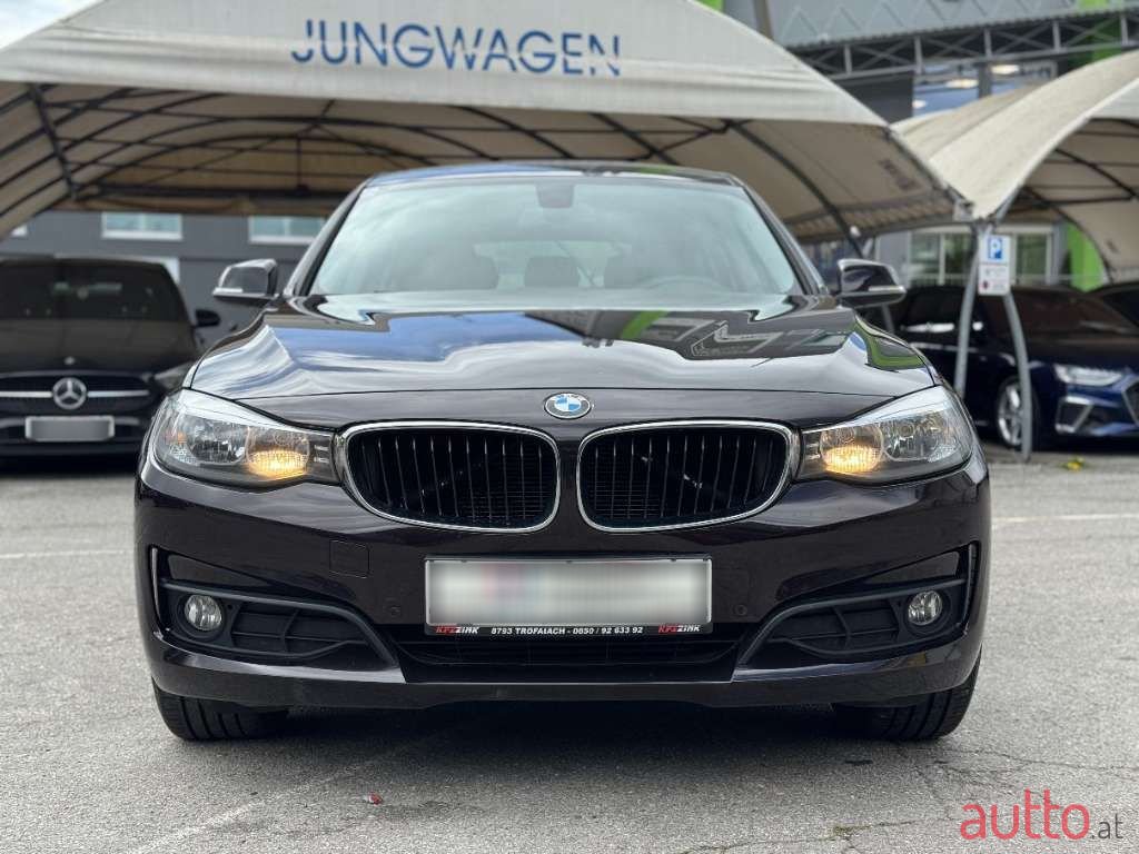 2015' BMW 3Er-Reihe photo #2