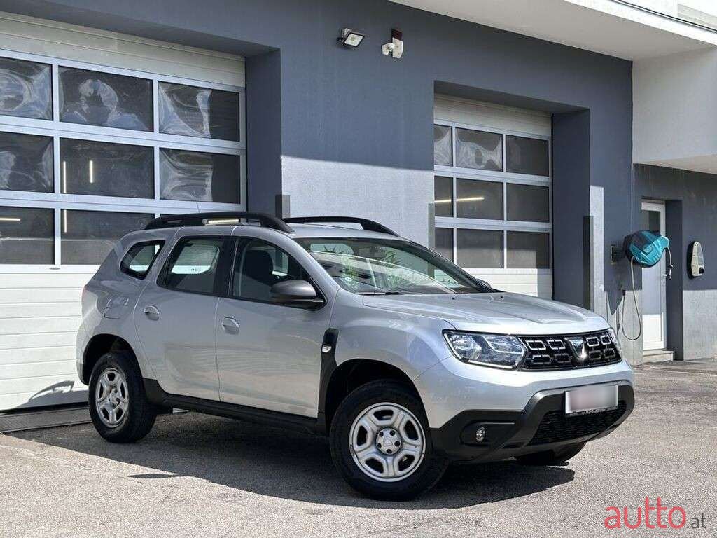 2020' Dacia Duster photo #4