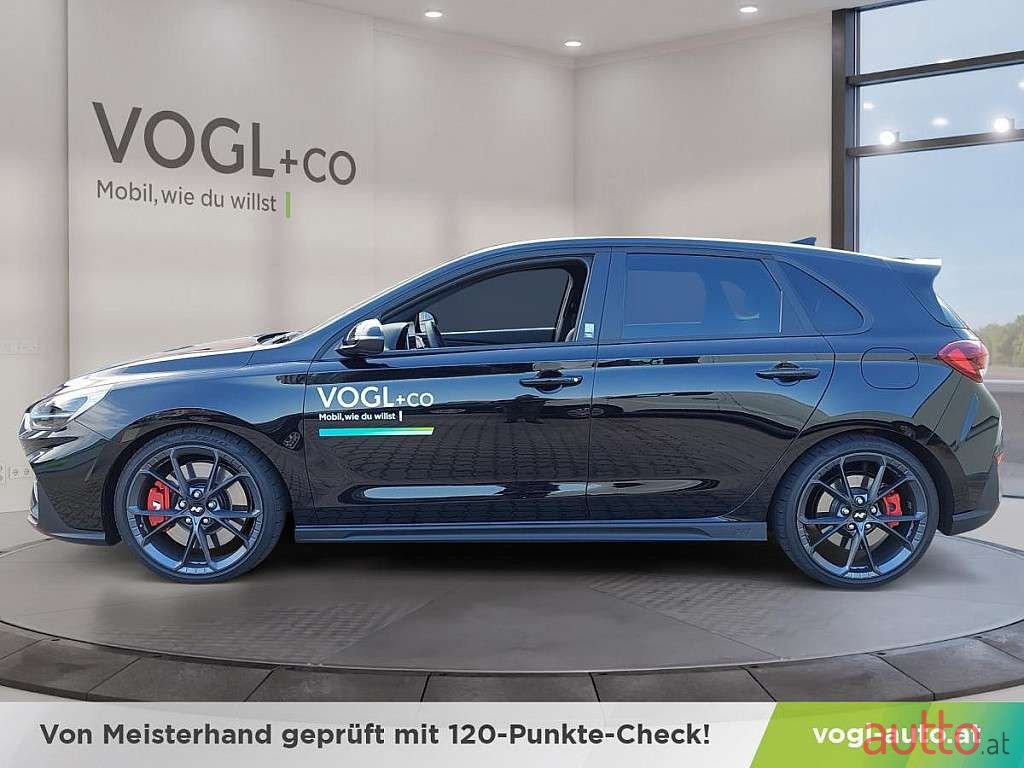 2023' Hyundai i30 photo #2