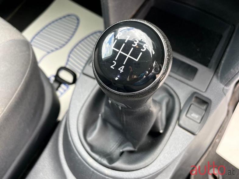 2014' Volkswagen Caddy 1.6 TDI photo #3