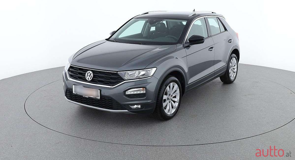 2018' Volkswagen T-Roc photo #1