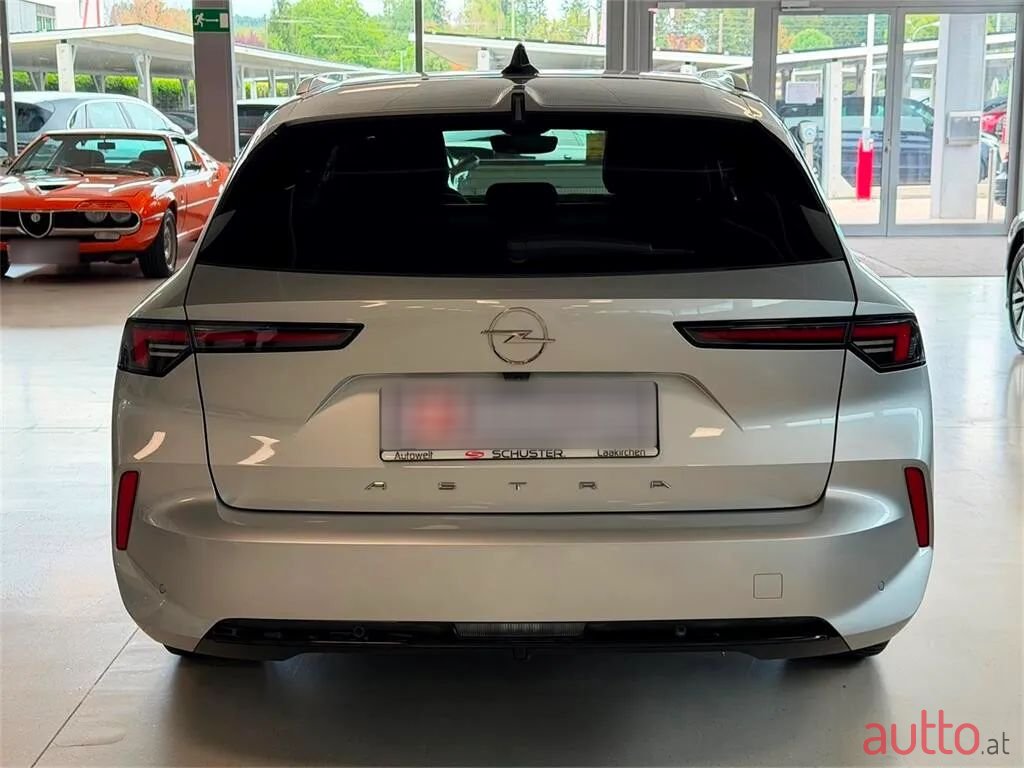 2023' Opel Astra photo #5