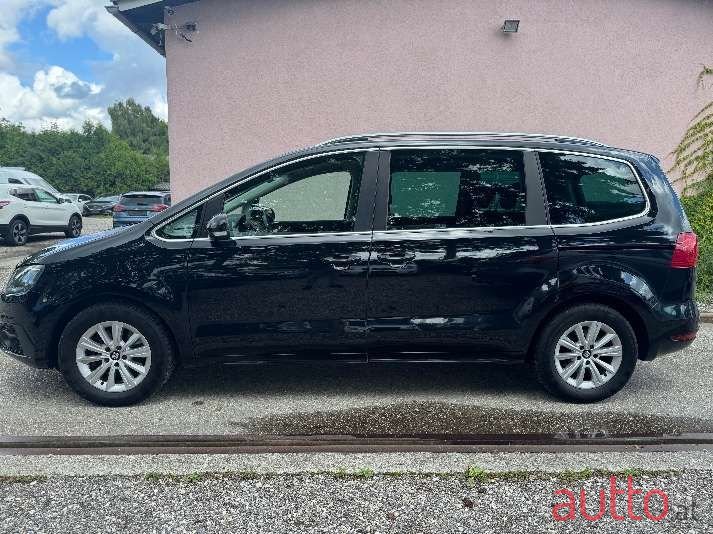 2012' SEAT Alhambra photo #2