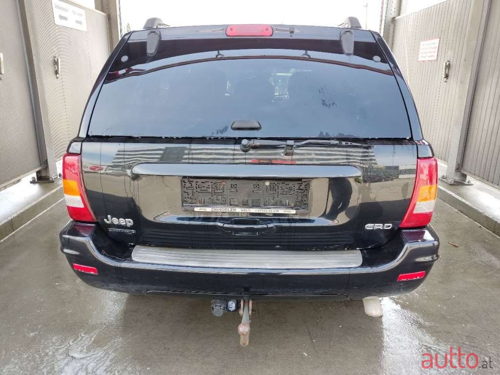 2004' Jeep Grand Cherokee photo #5