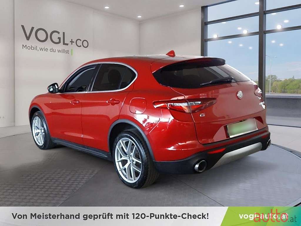 2017' Alfa Romeo Stelvio photo #3