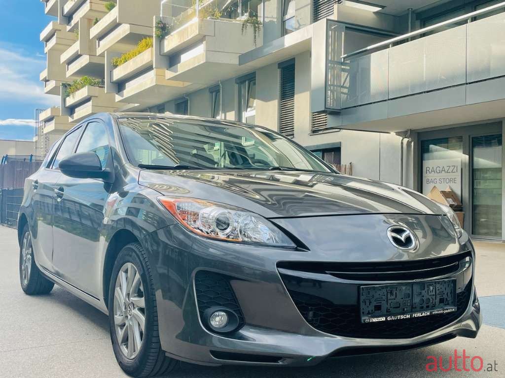 2013' Mazda Mazda3 photo #5